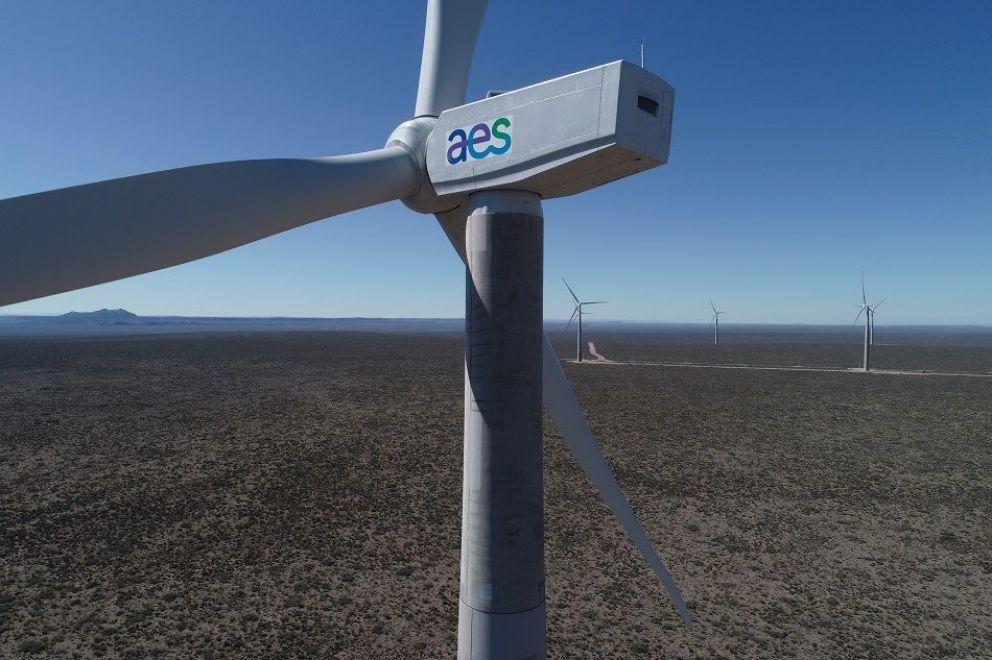 AES Argentina anunció una inversión de US$ 90 millones en energía eólica